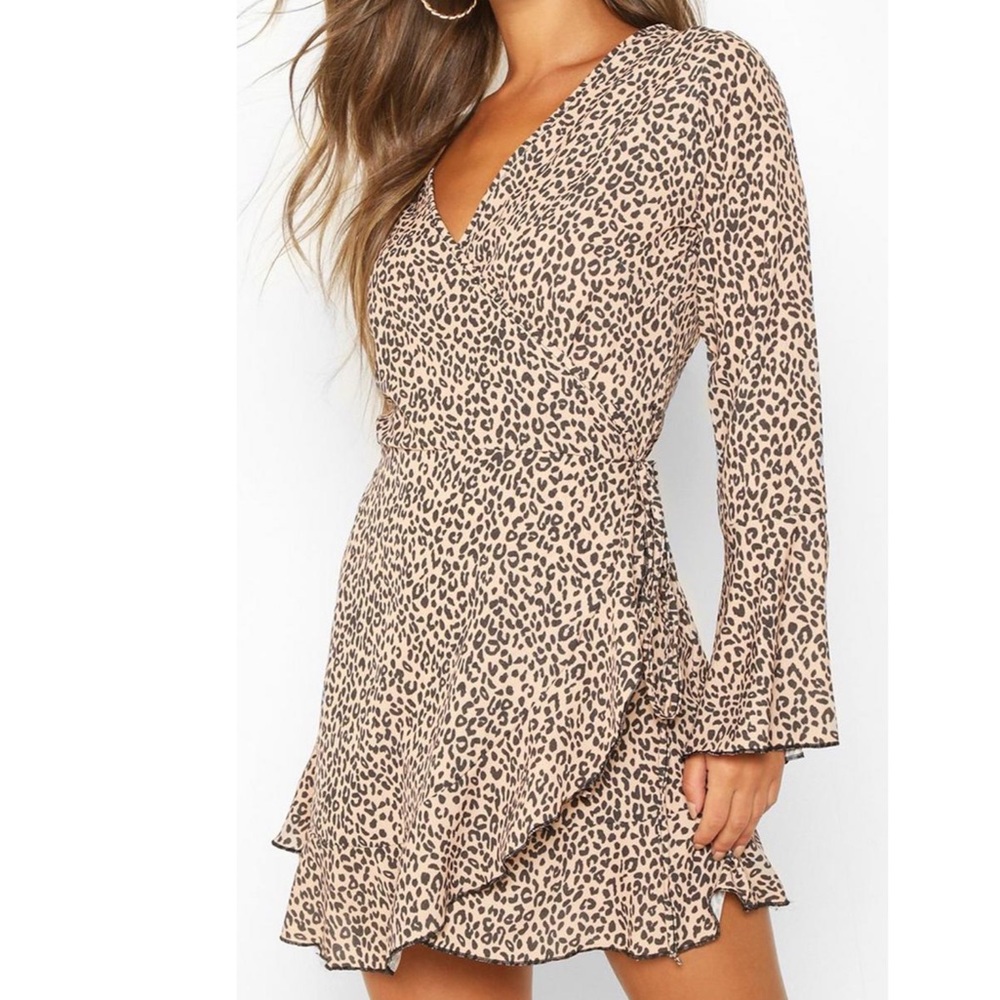Boohoo petite women’s dress